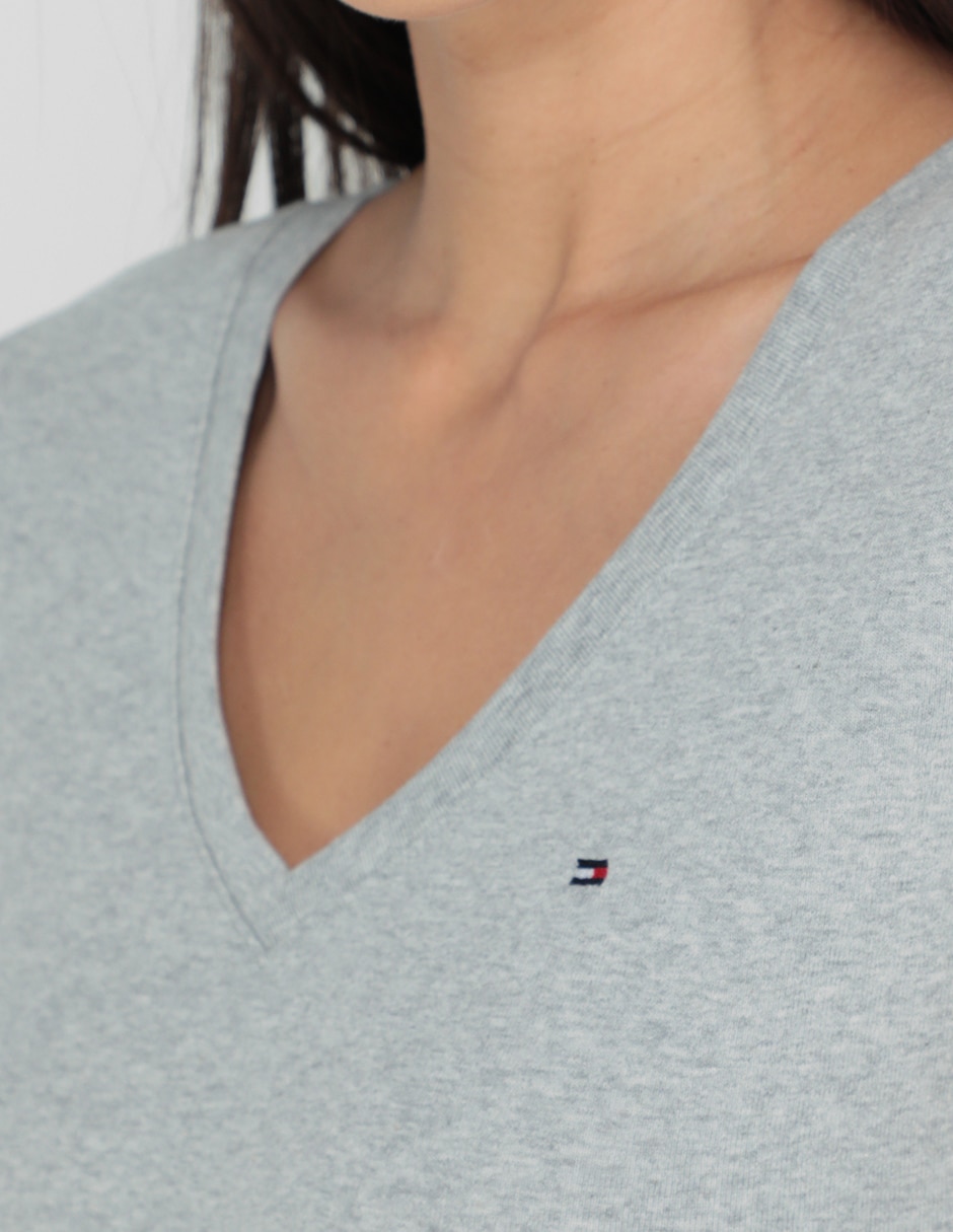 Playera manga corta cuello v mujer 2