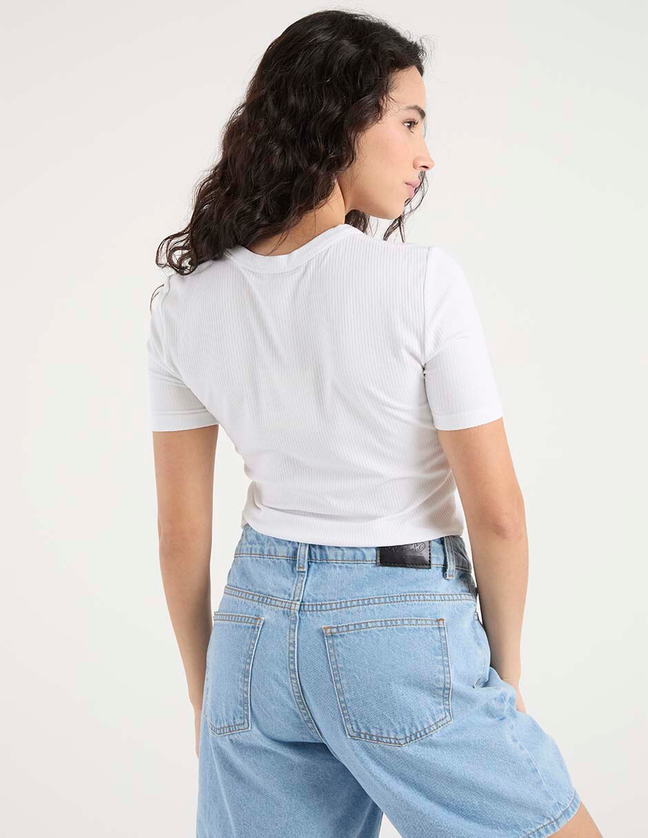 Playera manga corta cuello redondo para mujer 2
