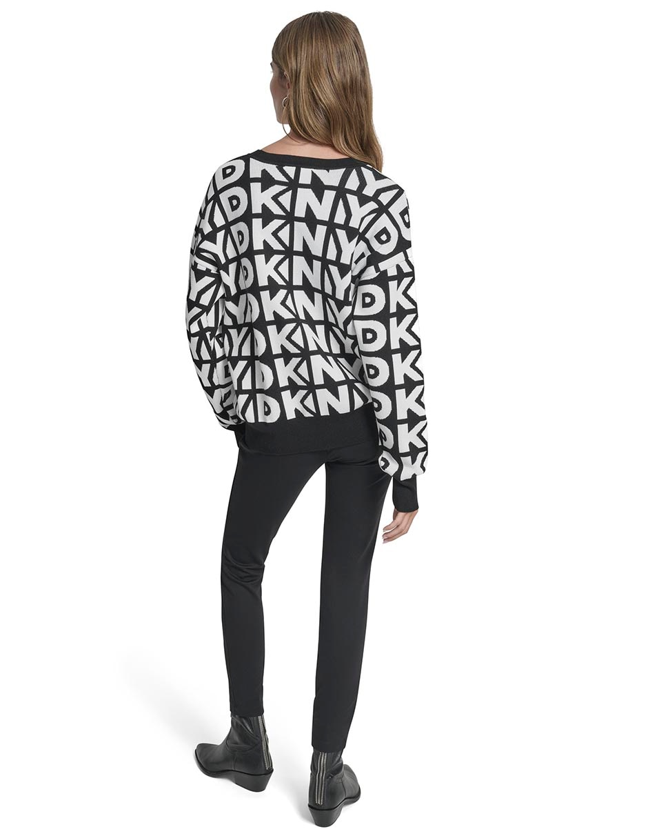 Suéter cuello redondo para mujer 6