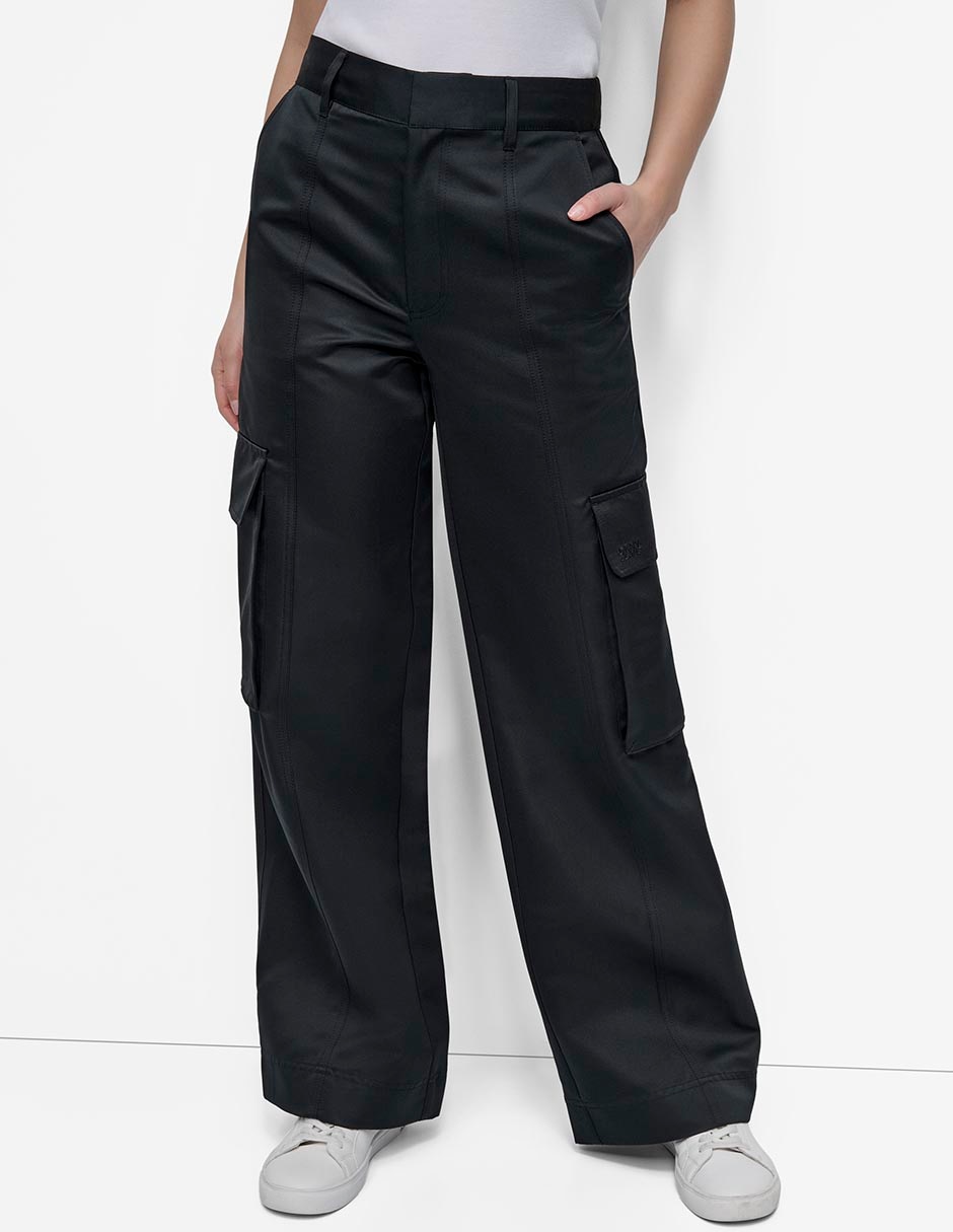 Pantalón cargo amplio para mujer 11