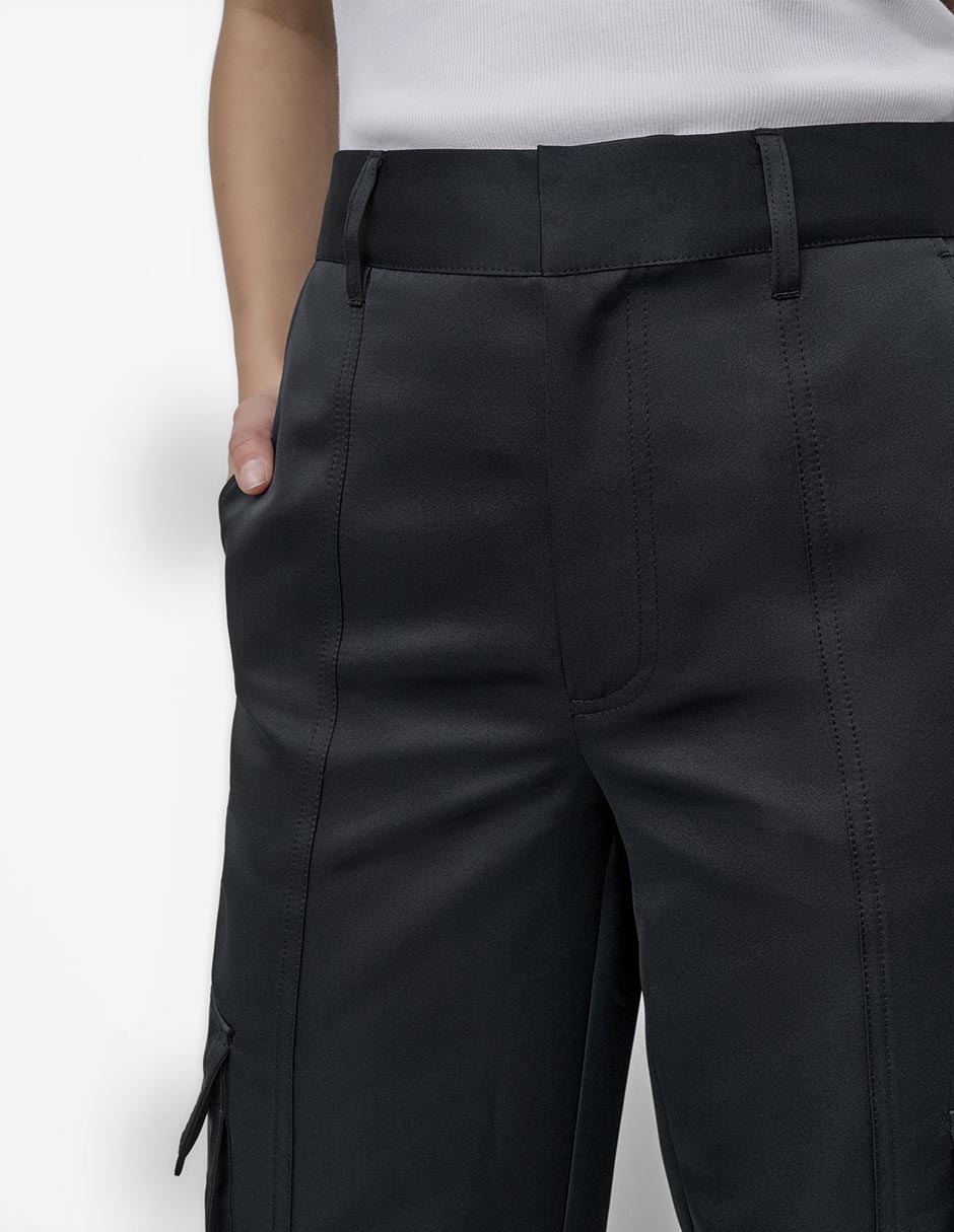 Pantalón cargo amplio para mujer 12