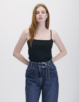 Top cuello con escote tirante delgado