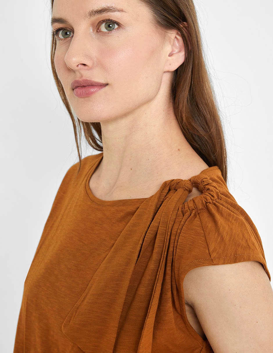 Blusa manga corta para mujer 6
