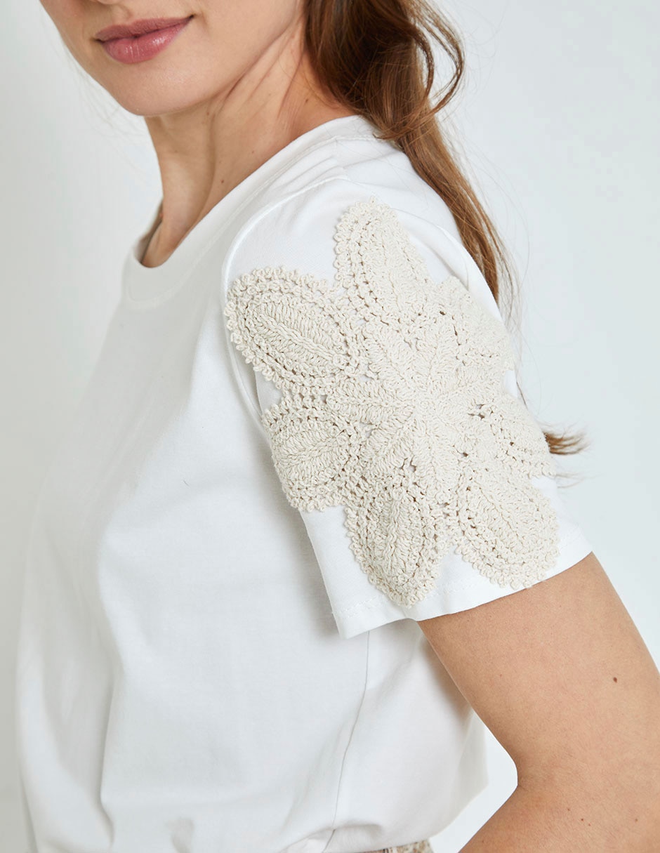 Playera manga corta cuello redondo para mujer 9