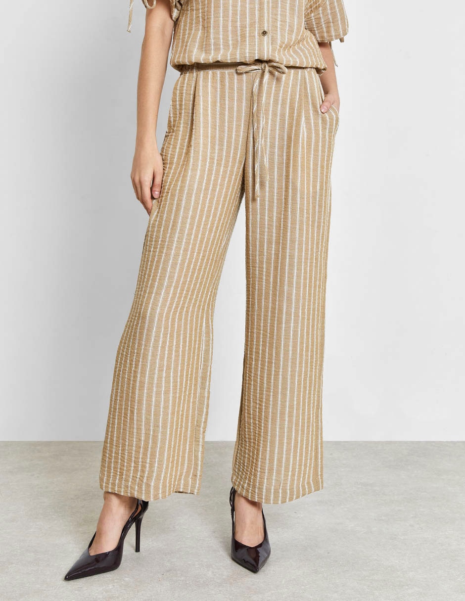 Pantalón amplio para mujer 1