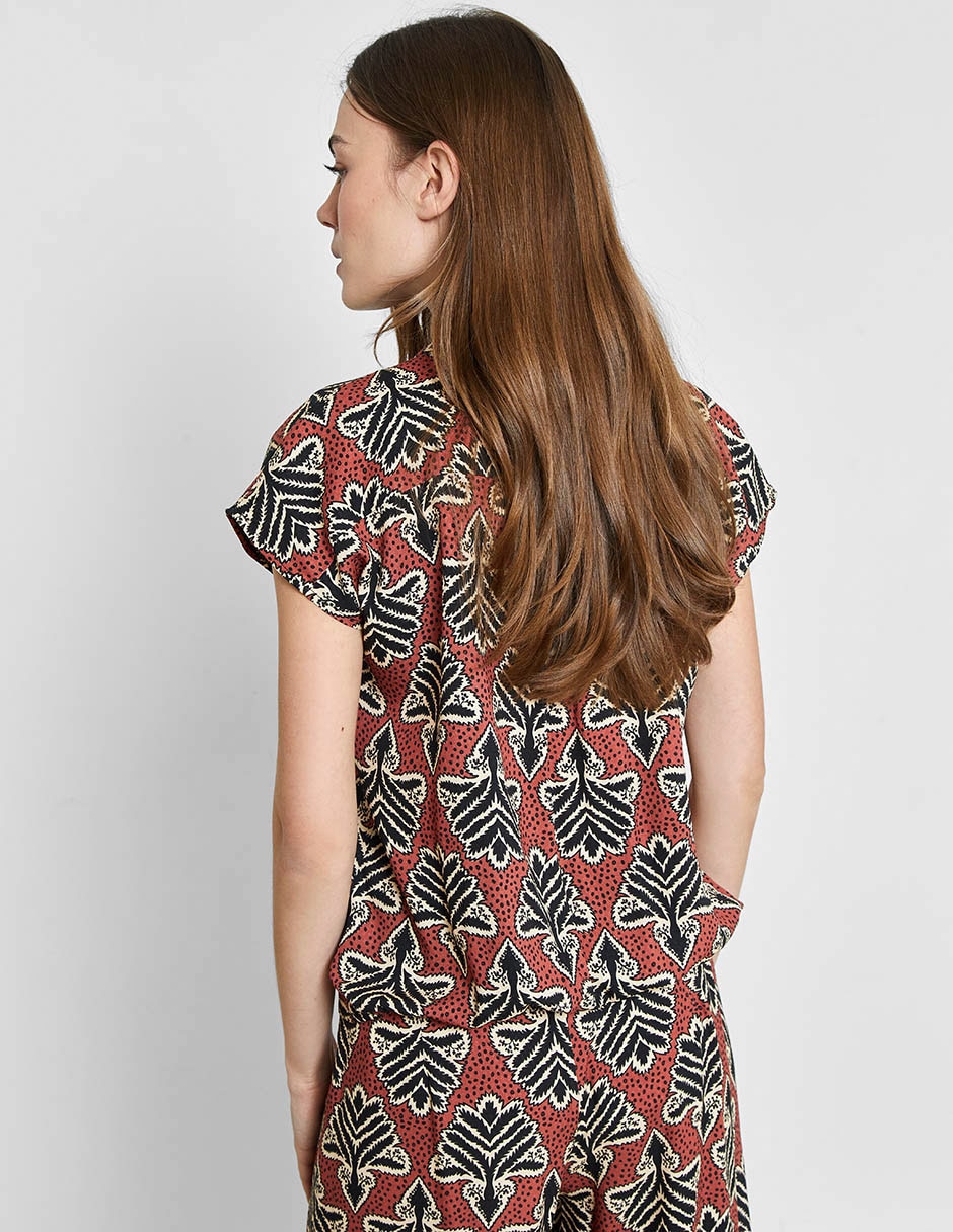 Blusa manga corta para mujer 6