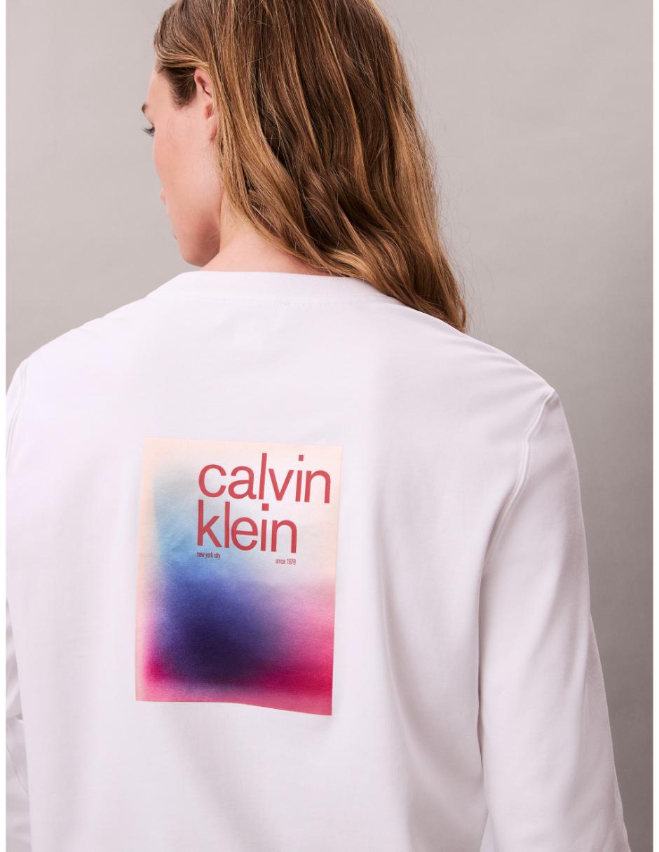 Playera manga larga cuello redondo para mujer 6