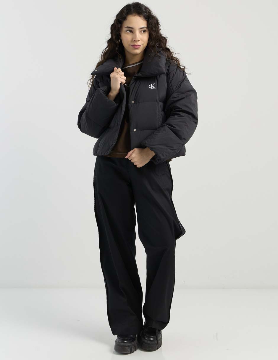 Chamarra acolchada Calvin Klein Jeans impermeable para mujer