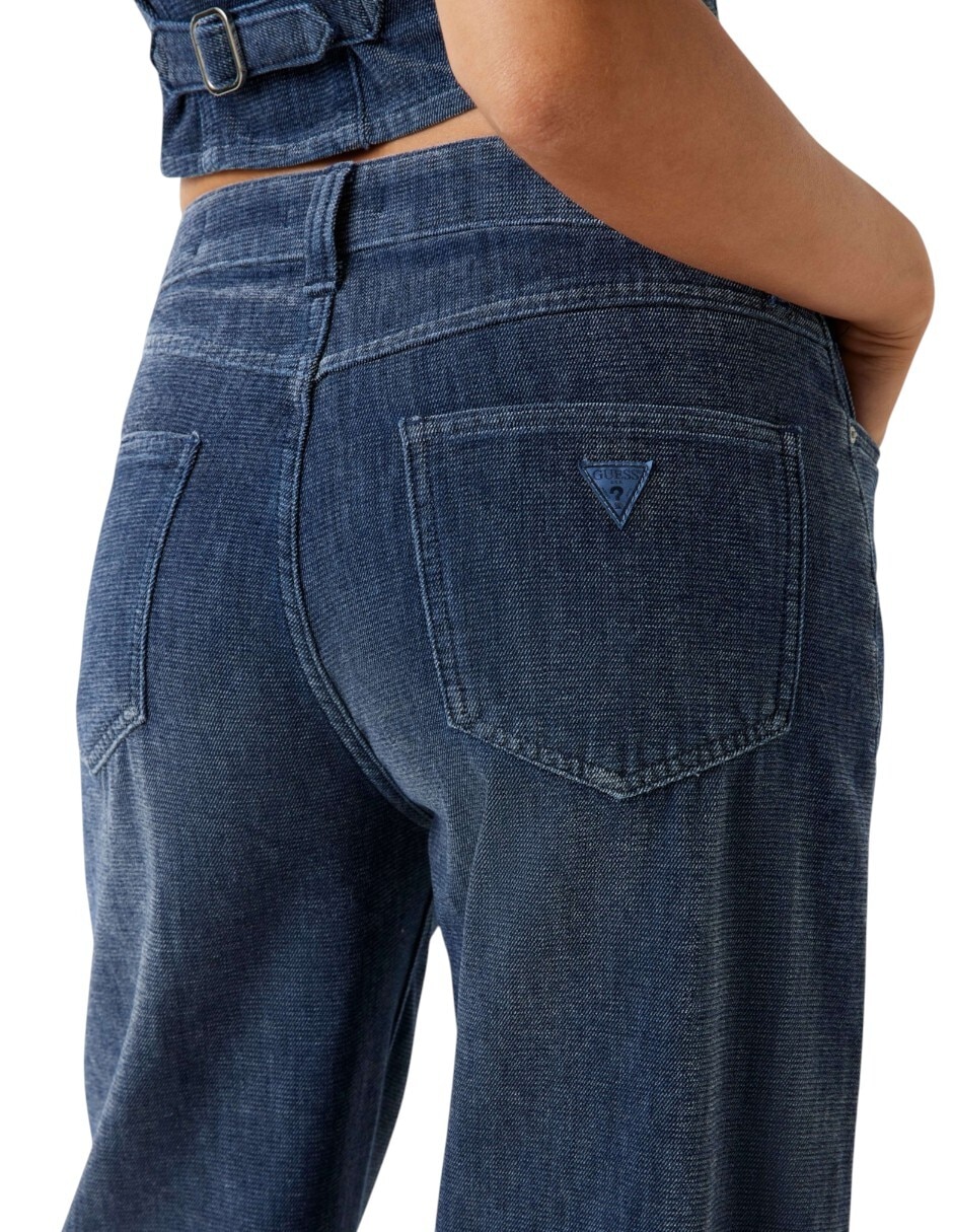 Jeans relaxed ampliopara mujer 2