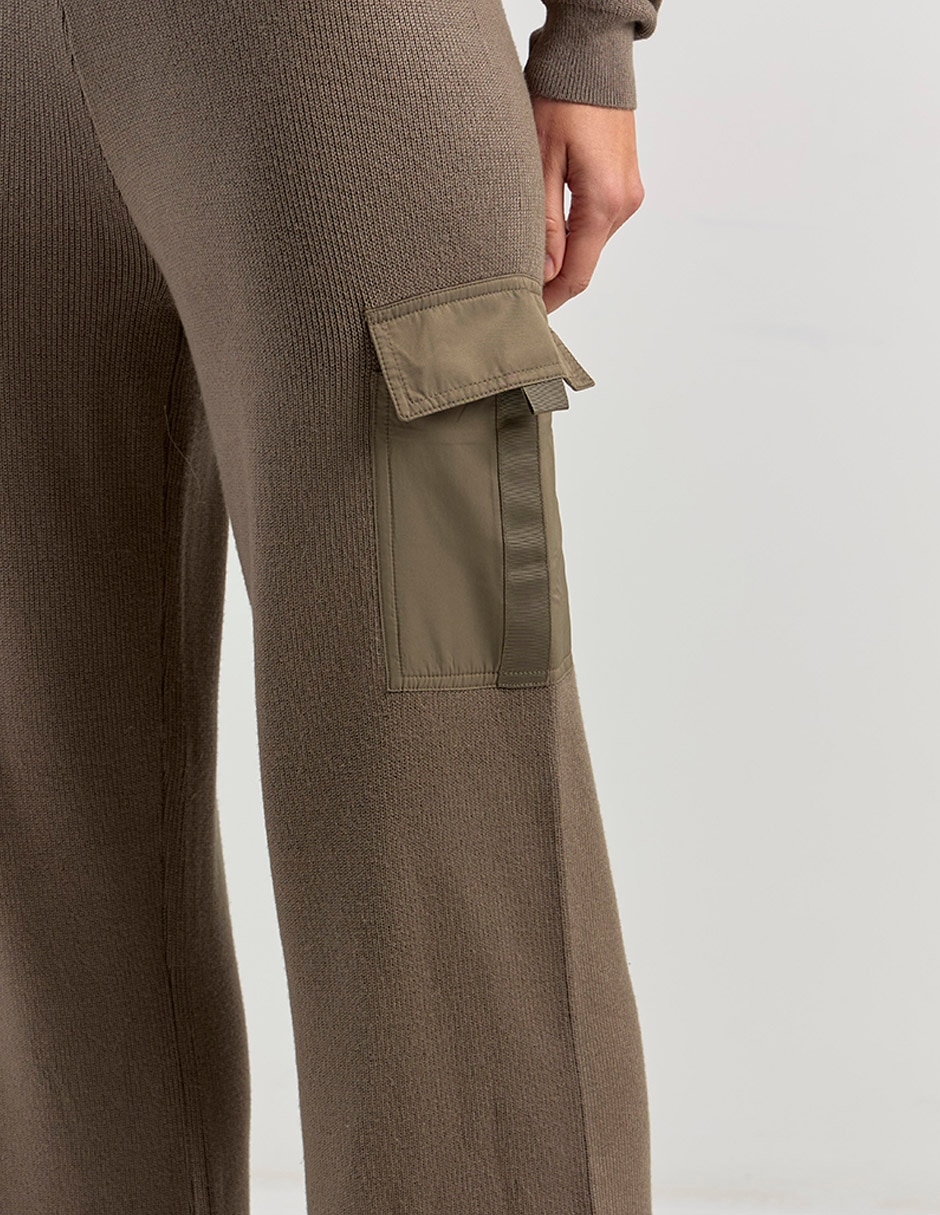 Pantalón cargo amplio para mujer 2