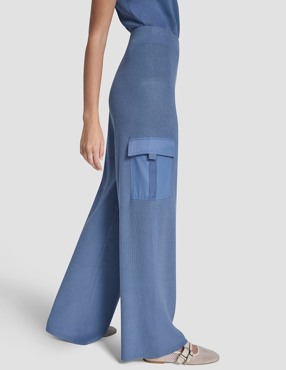 Pantalón cargo flare para mujer 2