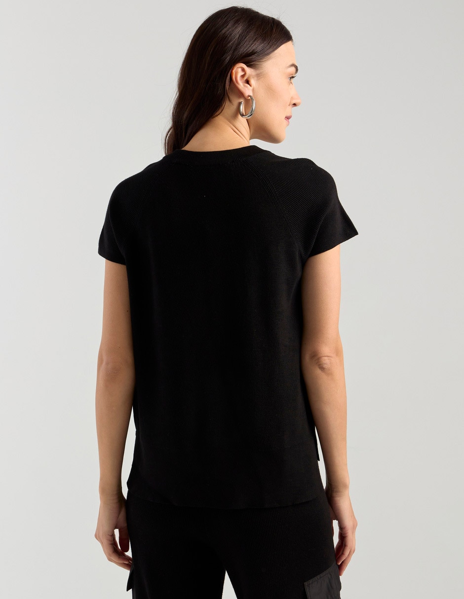 Playera manga corta cuello redondo para mujer 2