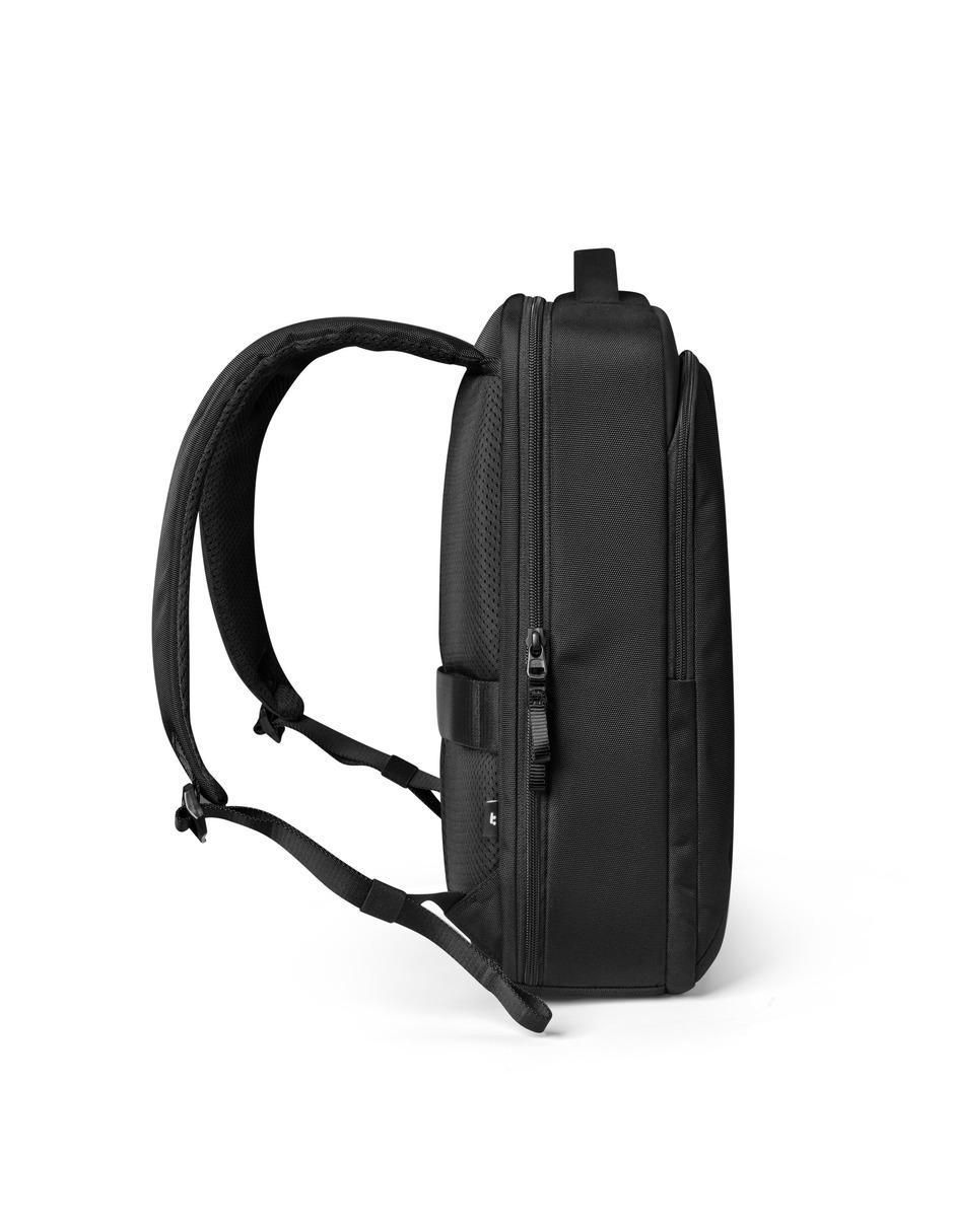 Mochila con portalaptop impermeable 2