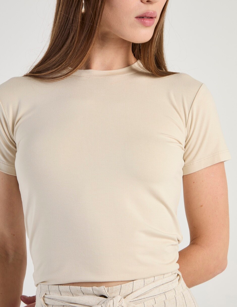 Playera manga corta cuello redondo mujer 4