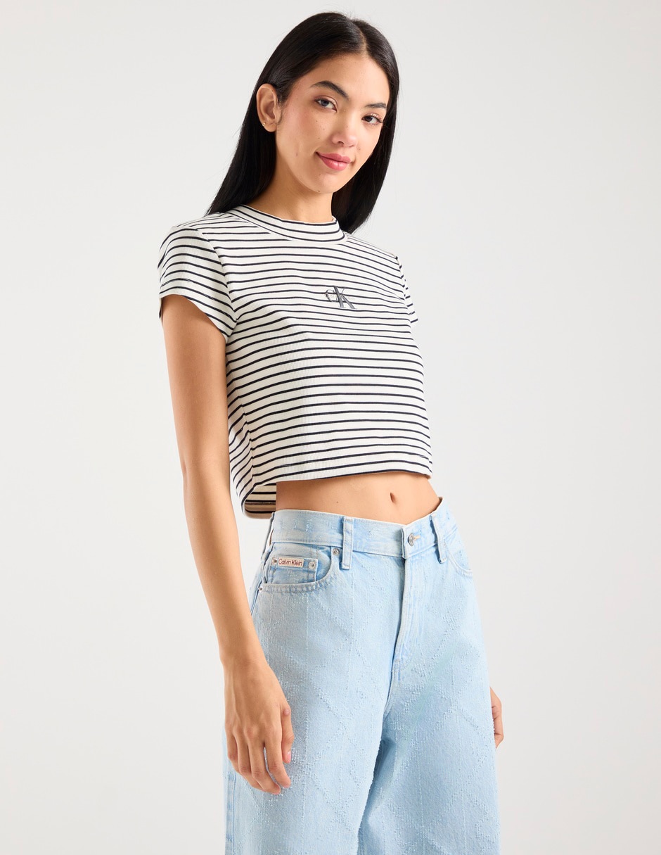 Playera manga corta cuello redondo para mujer 3