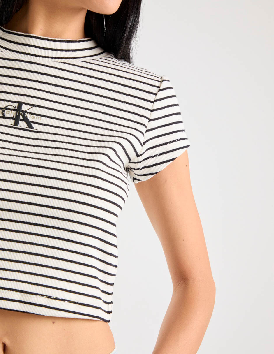 Playera manga corta cuello redondo para mujer 2