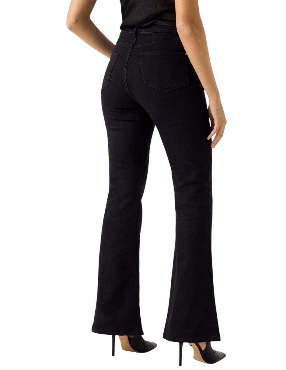 Jeans flare para mujer 3