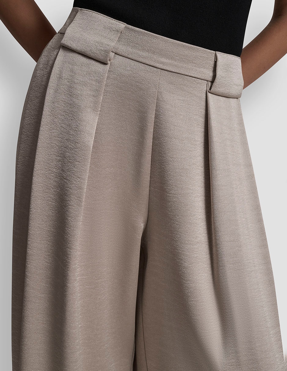 Pantalón amplio para mujer 4