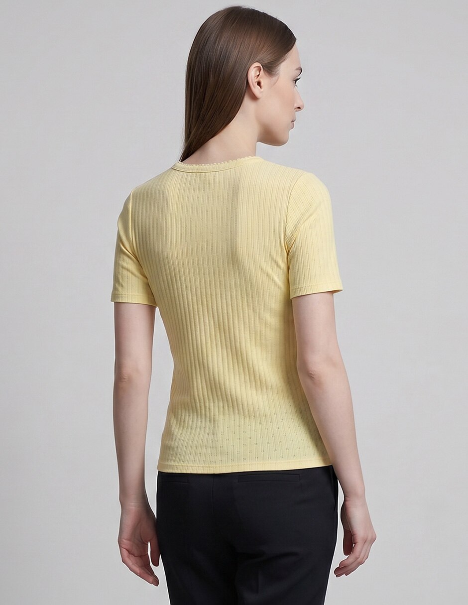 Playera manga corta cuello redondo para mujer 2