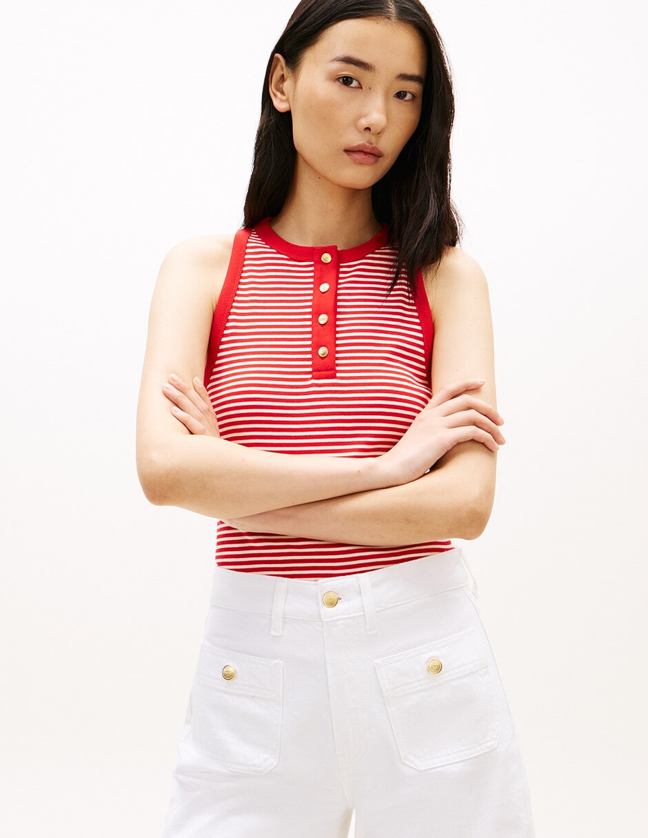 Playera sin manga cuello redondo para mujer 1