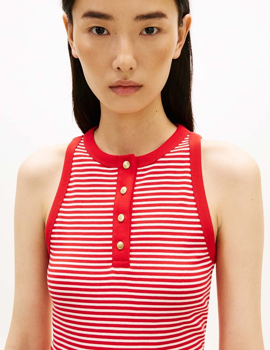 Playera sin manga cuello redondo para mujer 5