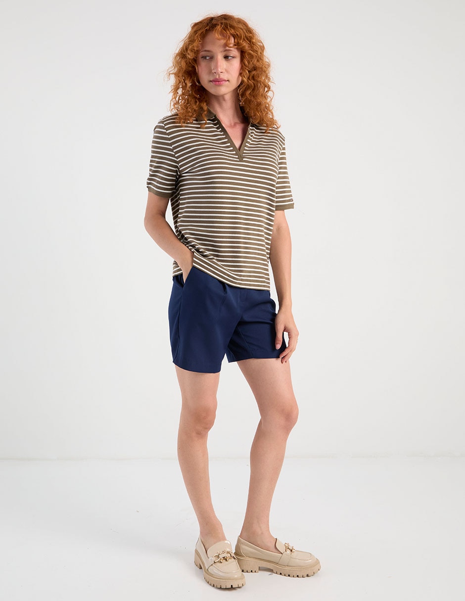 Playera tipo polo para mujer 10