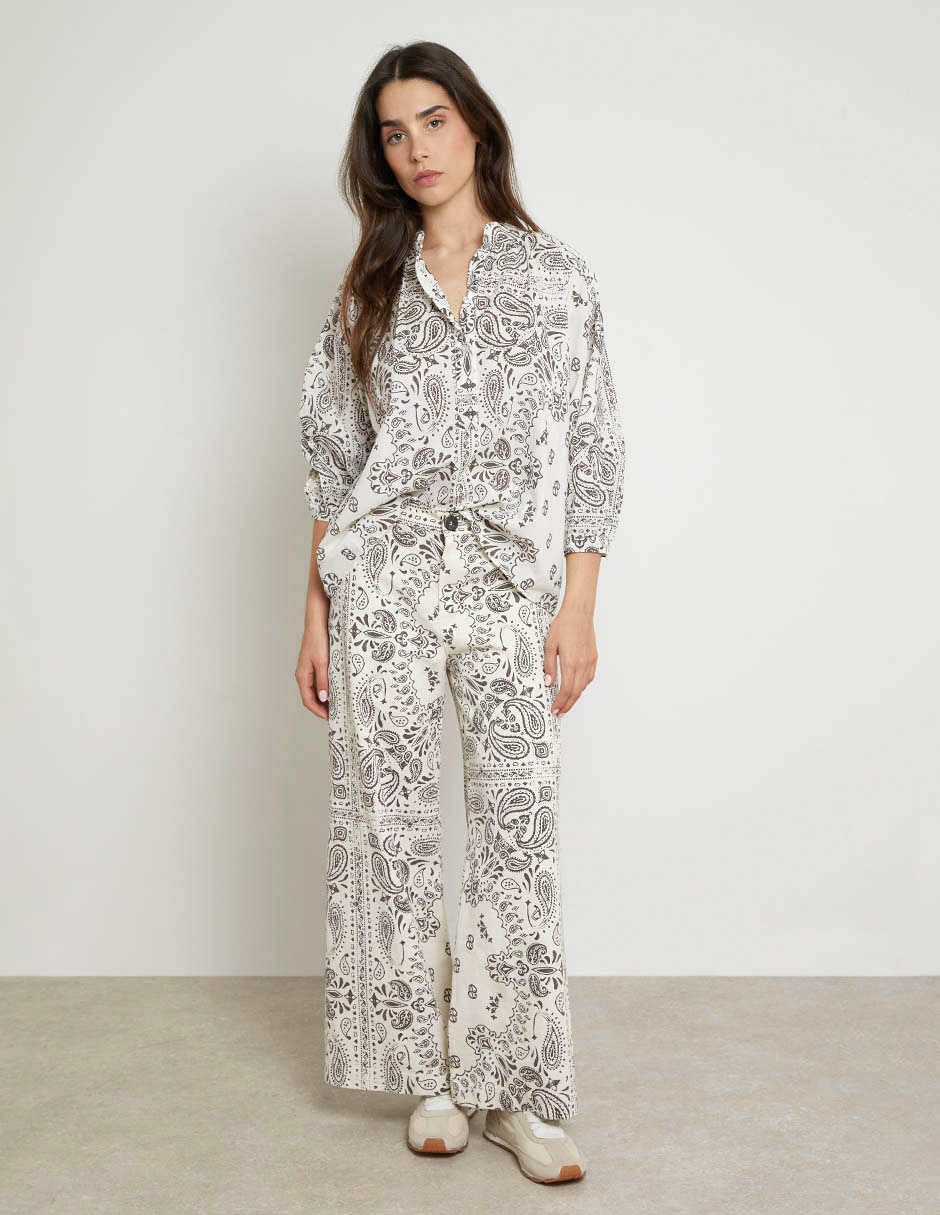 Pantalón relaxed flare para mujer 4