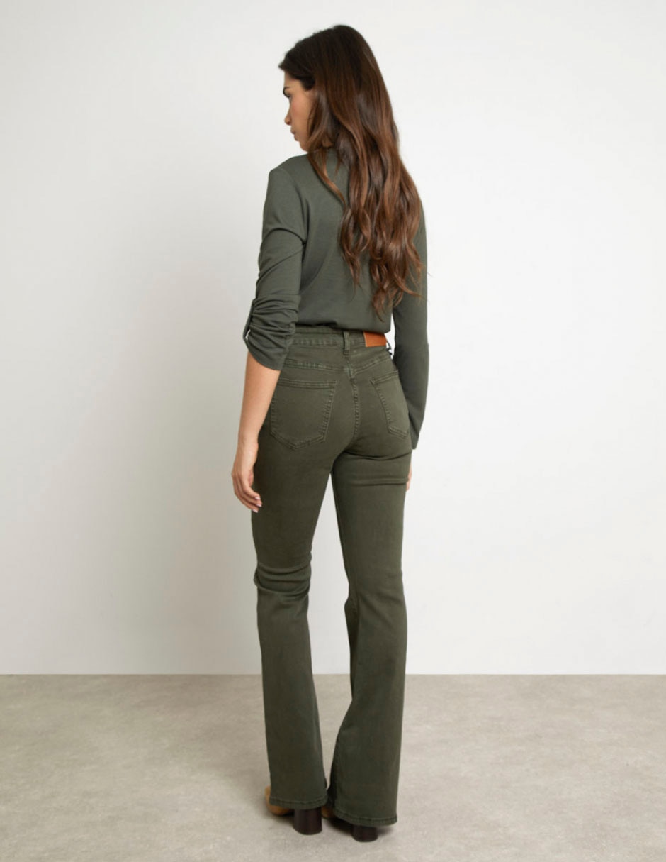 Jeans flare slim para mujer 2