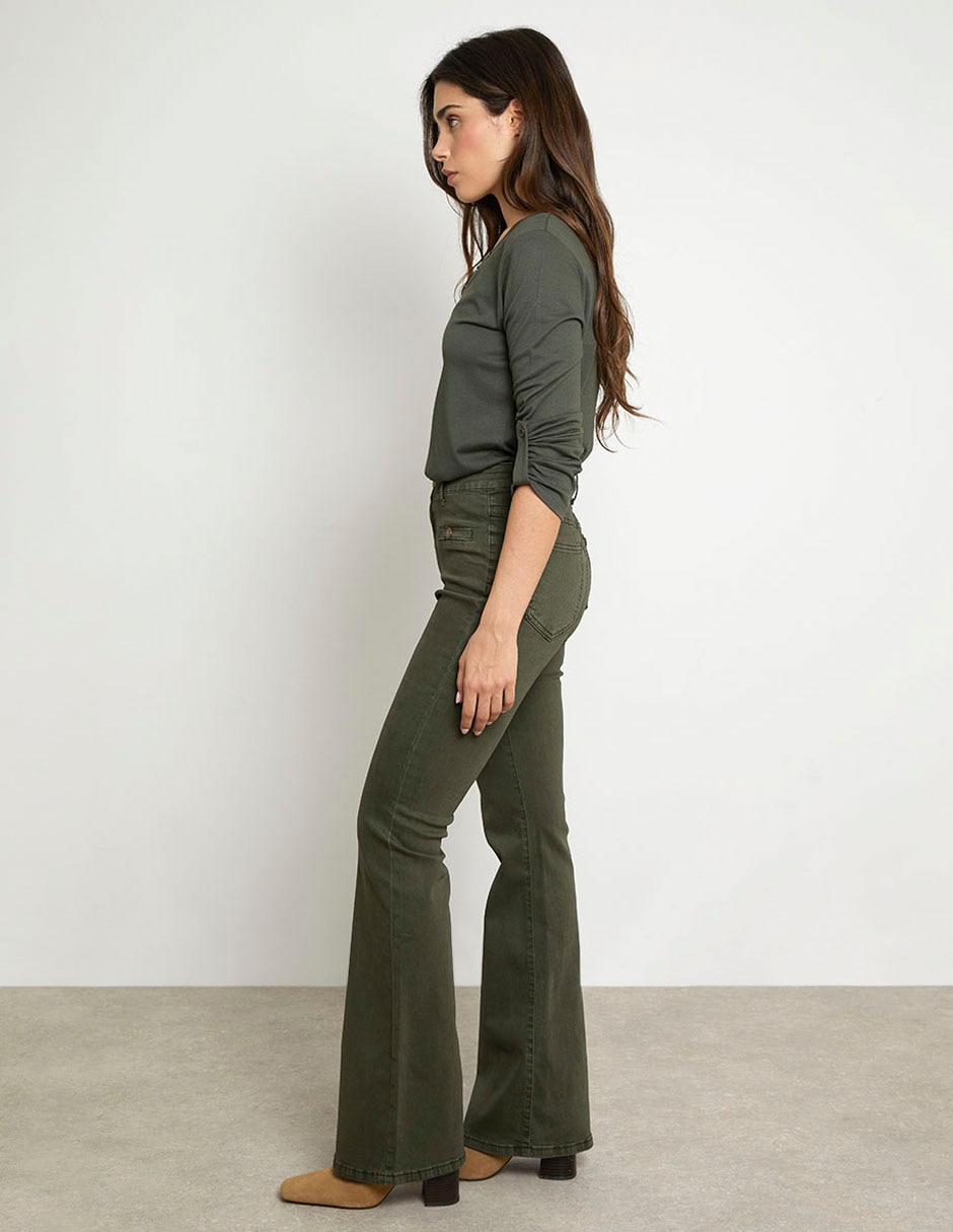 Jeans flare slim para mujer 4