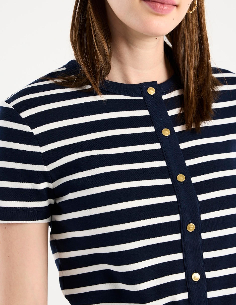 Playera manga corta cuello redondo para mujer 12