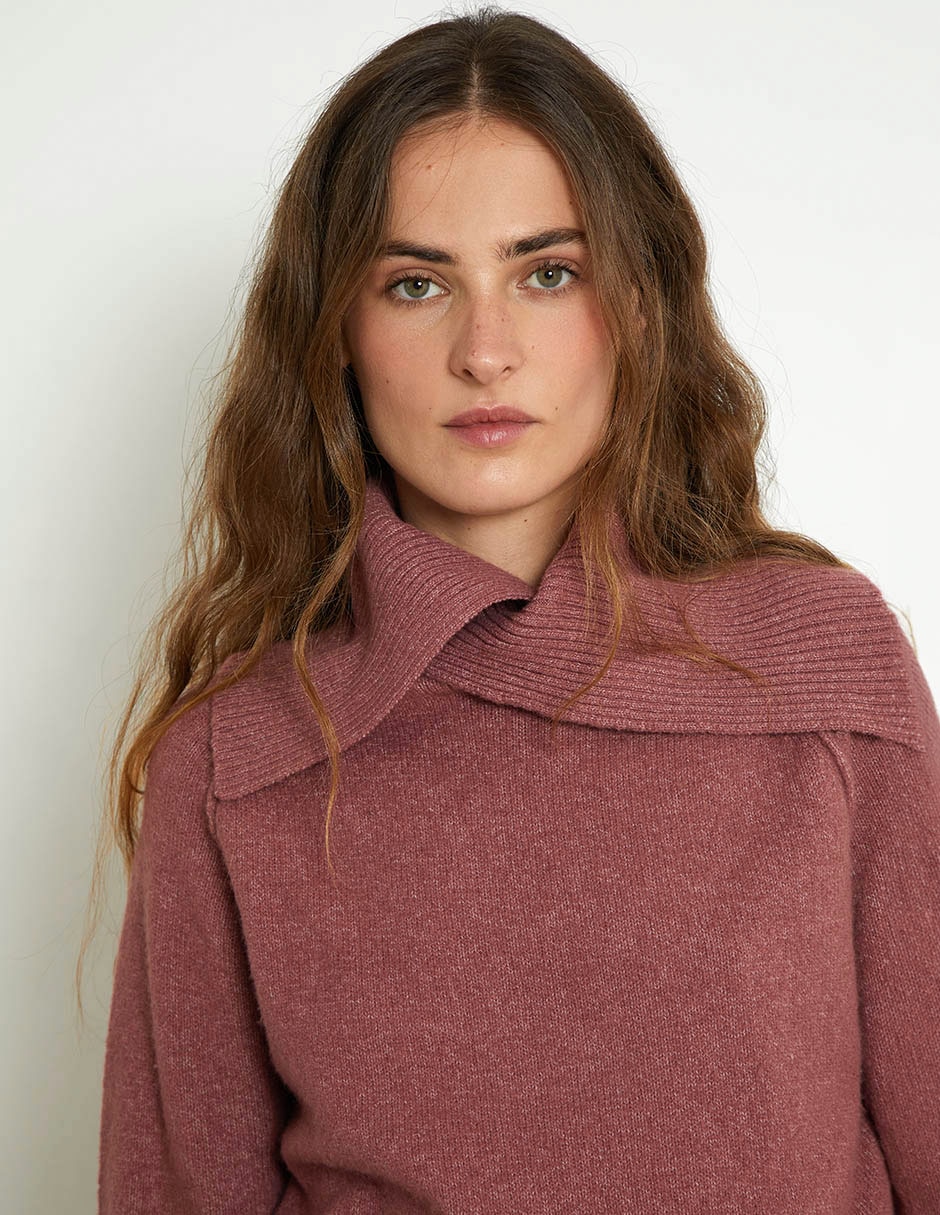 Suéter cuello tortuga para mujer 2