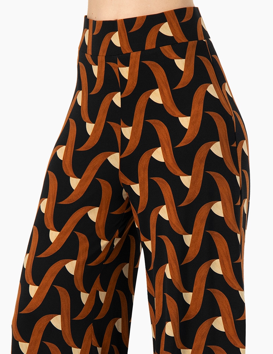 Pantalón amplio para mujer 8