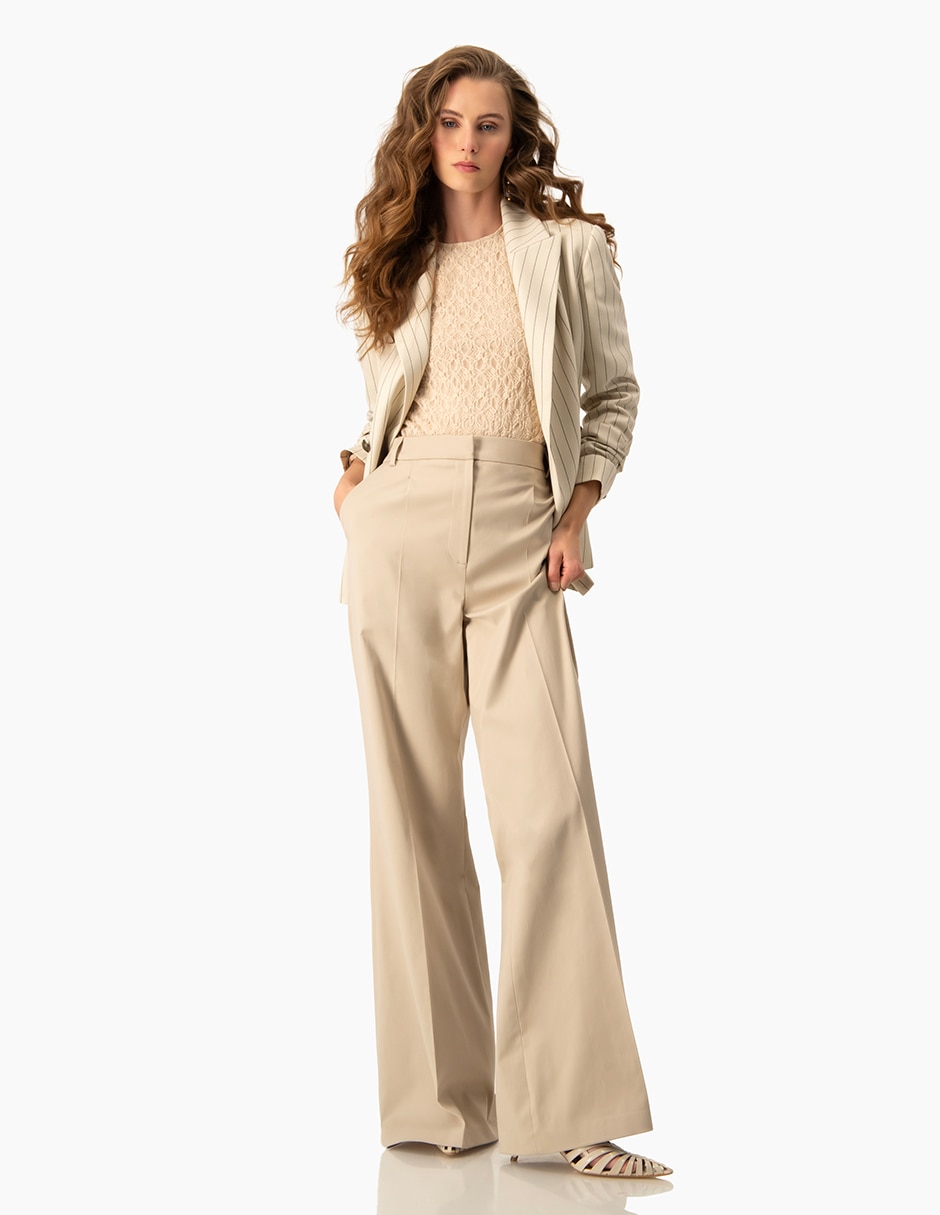 Pantalón flare amplio para mujer 7