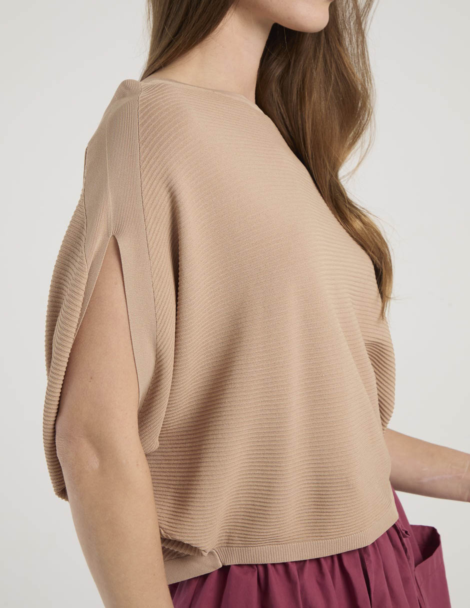 Suéter cuello ojal para mujer 10