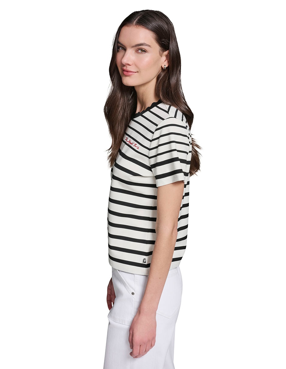Playera manga corta cuello redondo para mujer 2