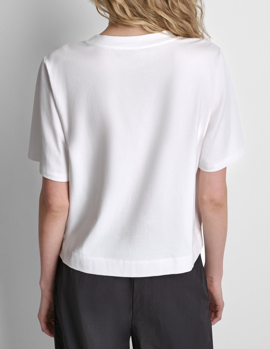 Playera manga corta cuello redondo para mujer 2