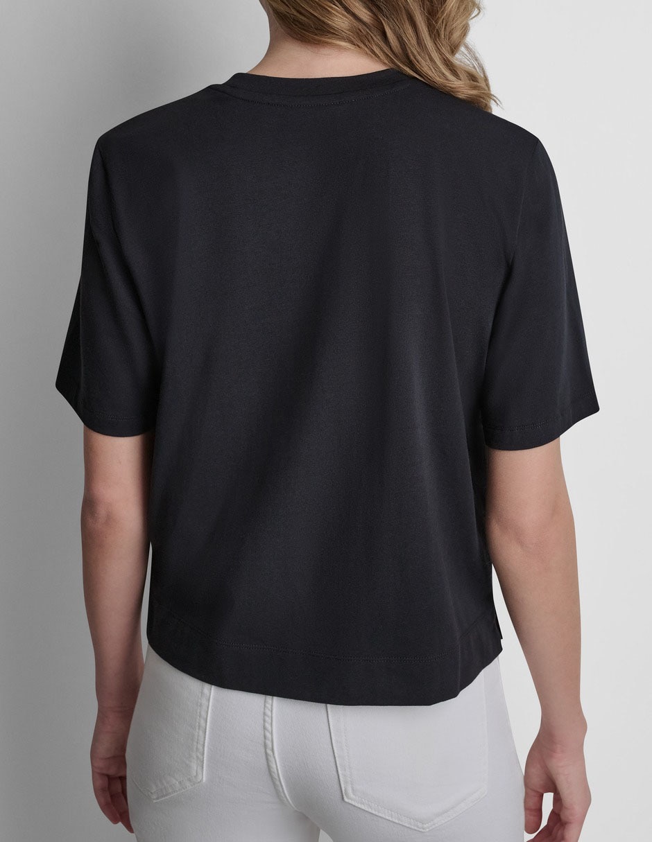 Playera manga corta cuello redondo para mujer 4