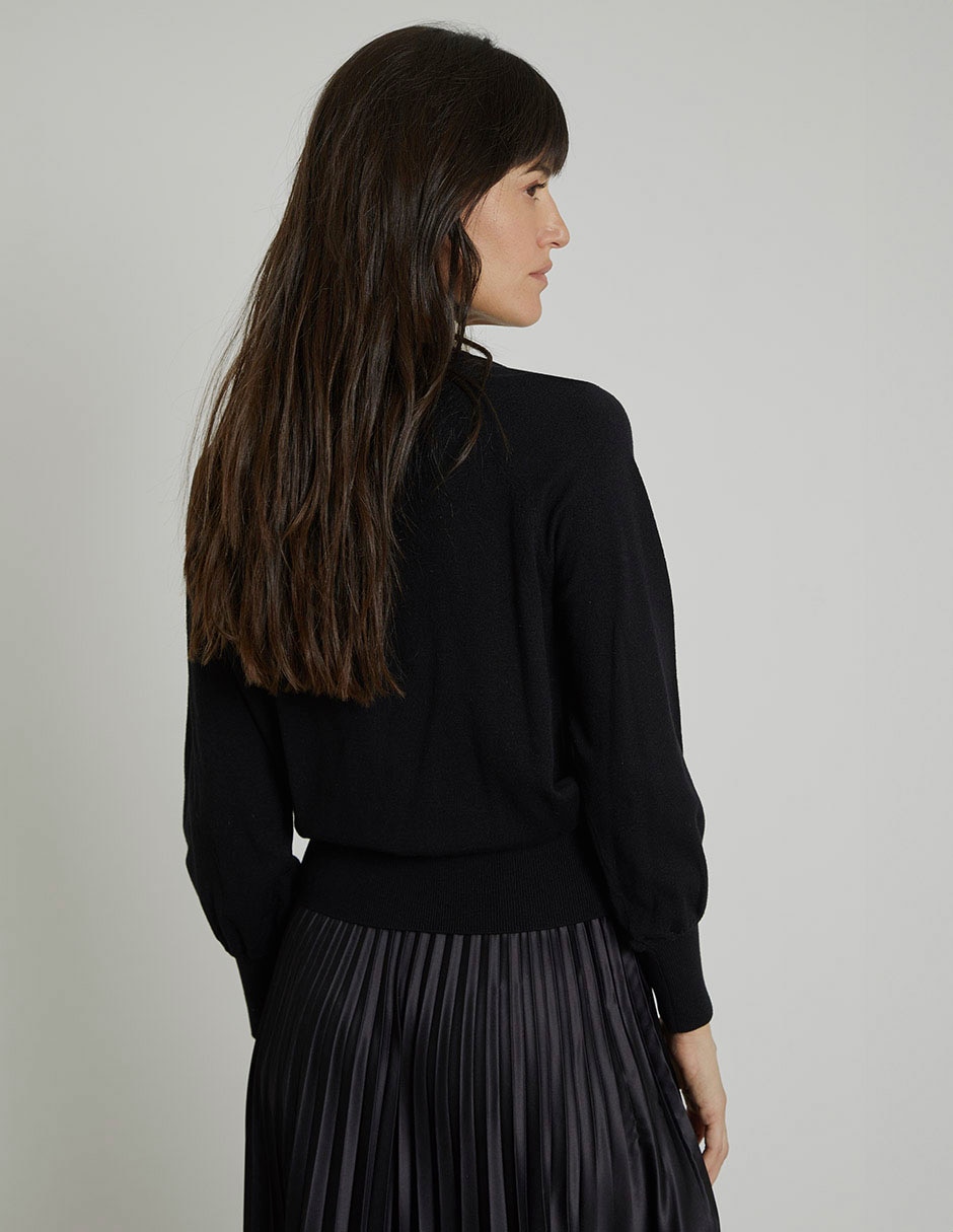 Suéter cuello redondo para mujer 4