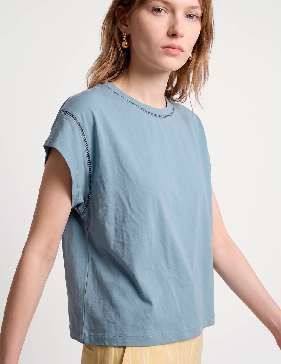 Blusa manga corta cuello redondo para mujer 3
