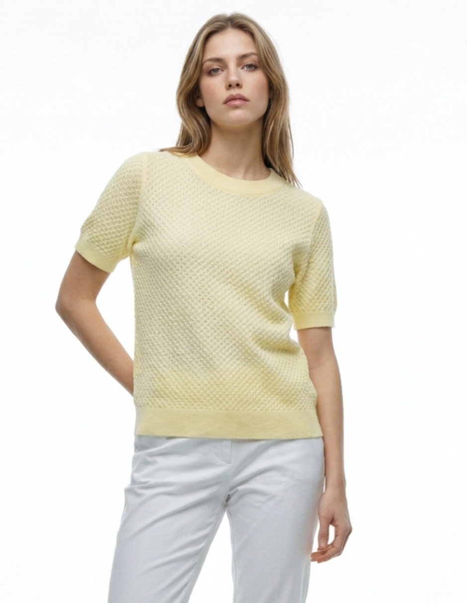 Playera manga corta cuello redondo para mujer