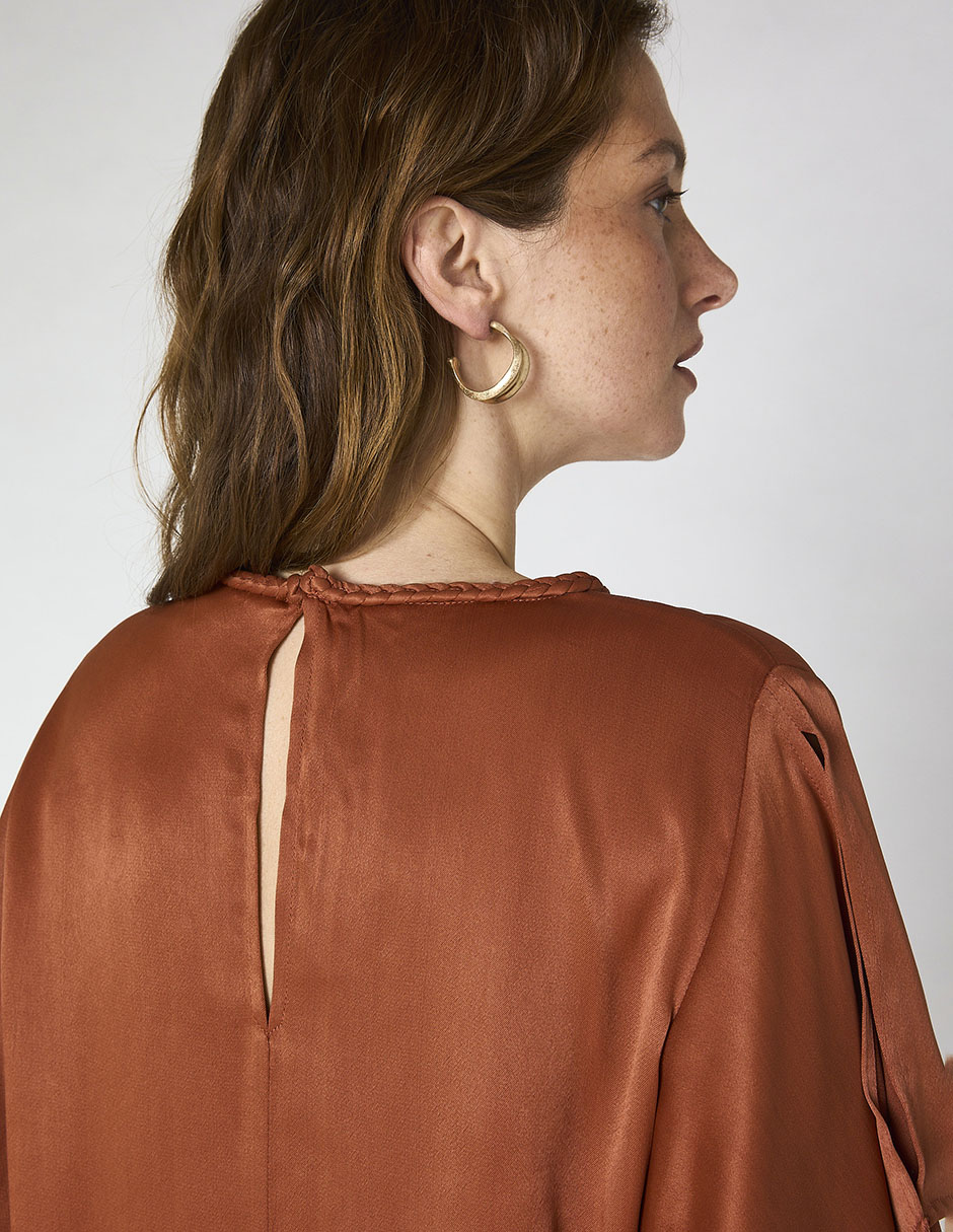 Blusa manga al codo para mujer 4