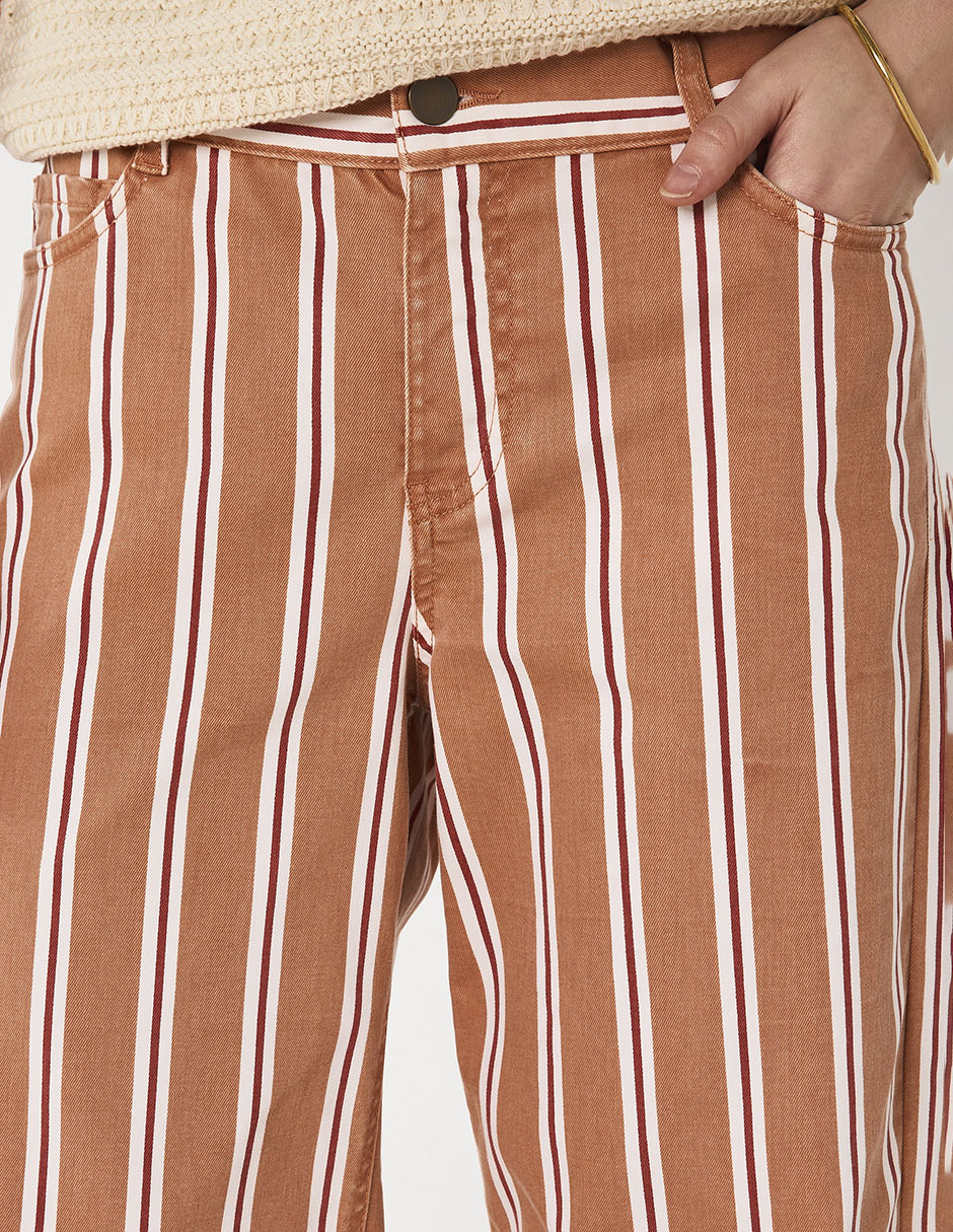 Jeans capri amplio para mujer 4