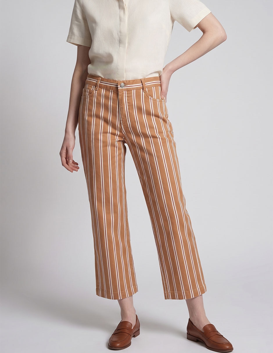 Jeans capri amplio para mujer