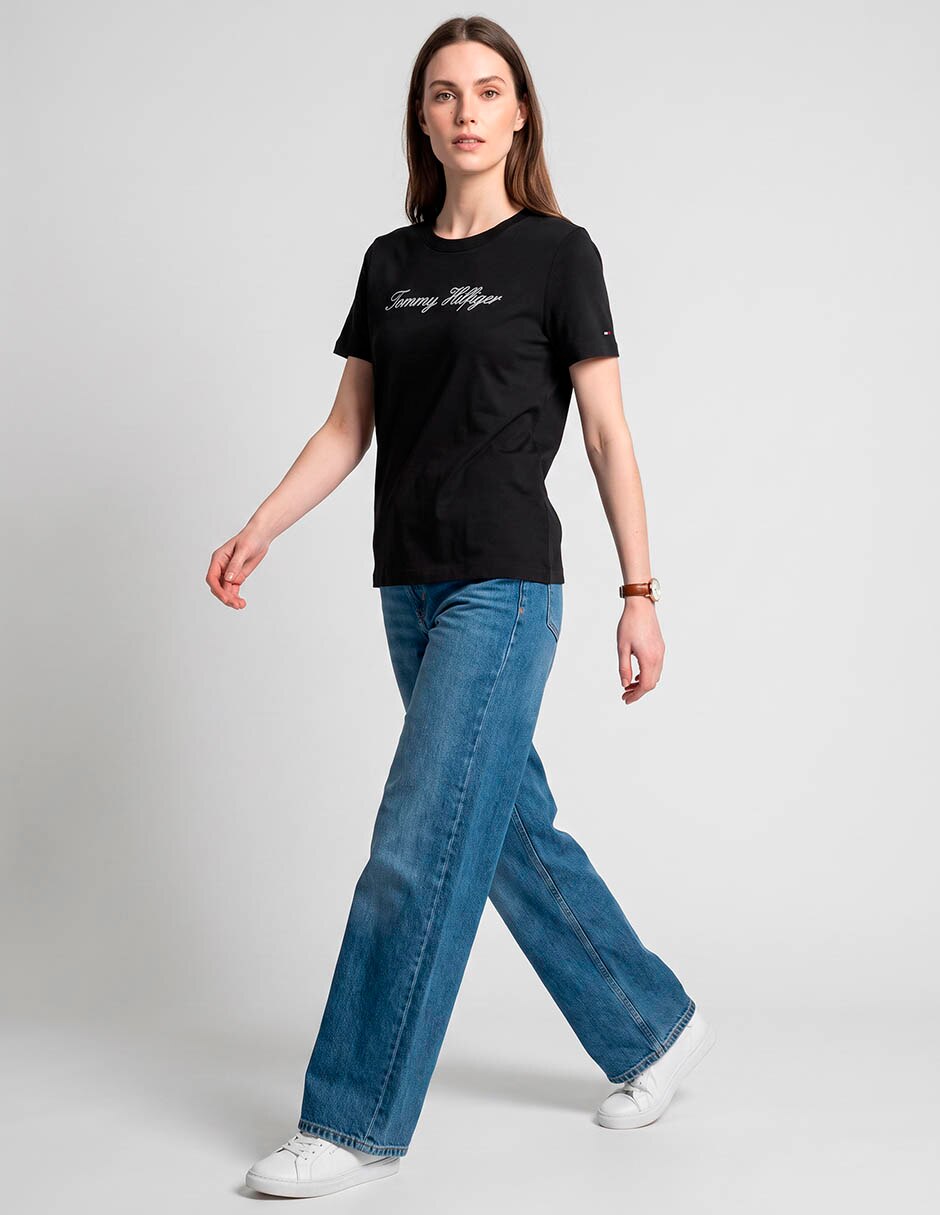 Playera manga corta cuello redondo para mujer