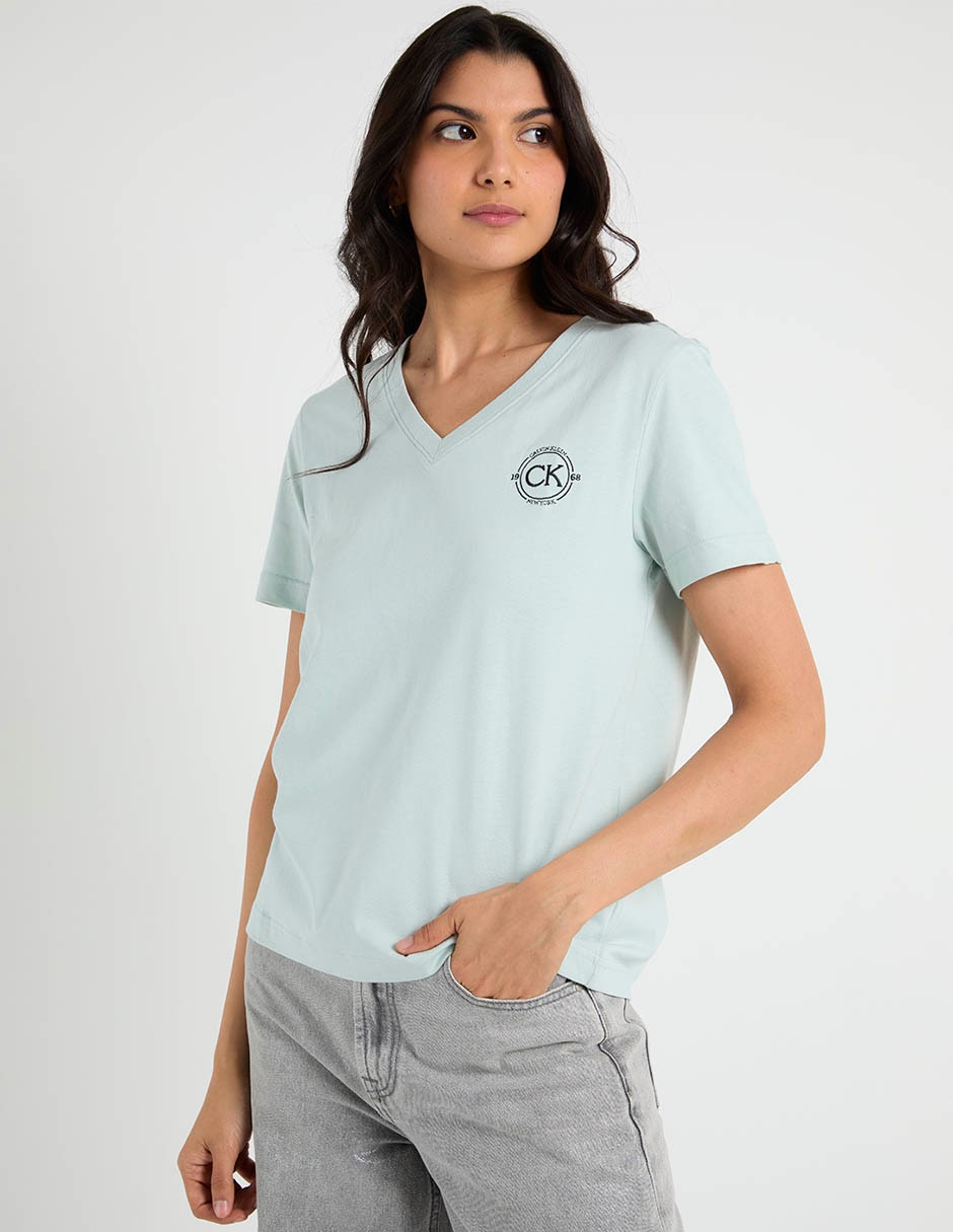 Playera manga corta cuello v para mujer Playera manga corta cuello v para mujer