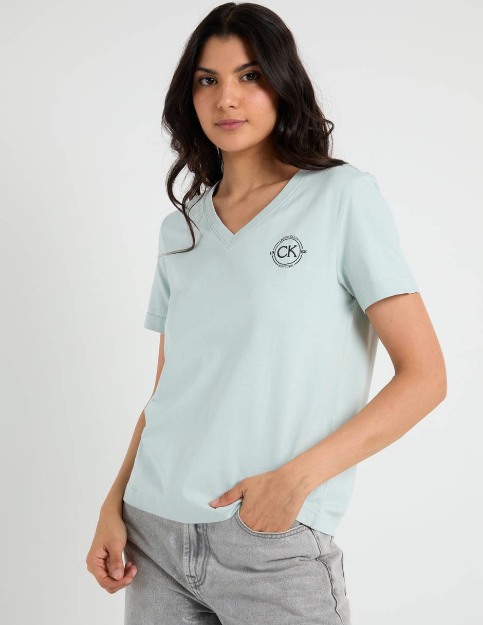Playera manga corta Ck cuello v para mujer