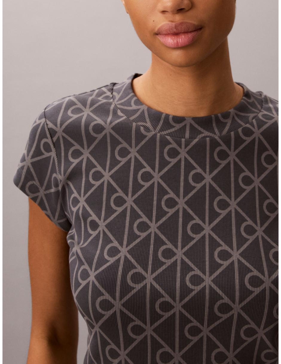 Playera manga corta cuello redondo para mujer