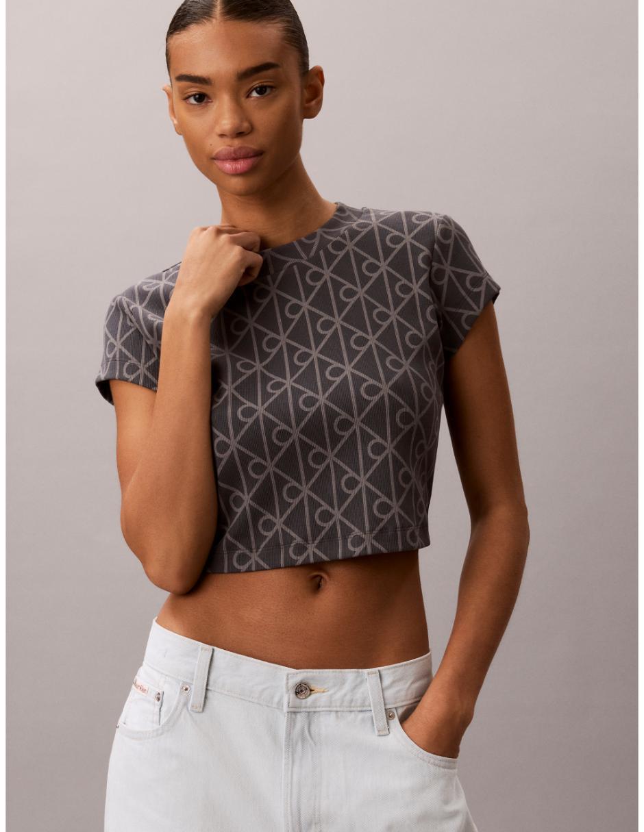 Playera manga corta cuello redondo para mujer