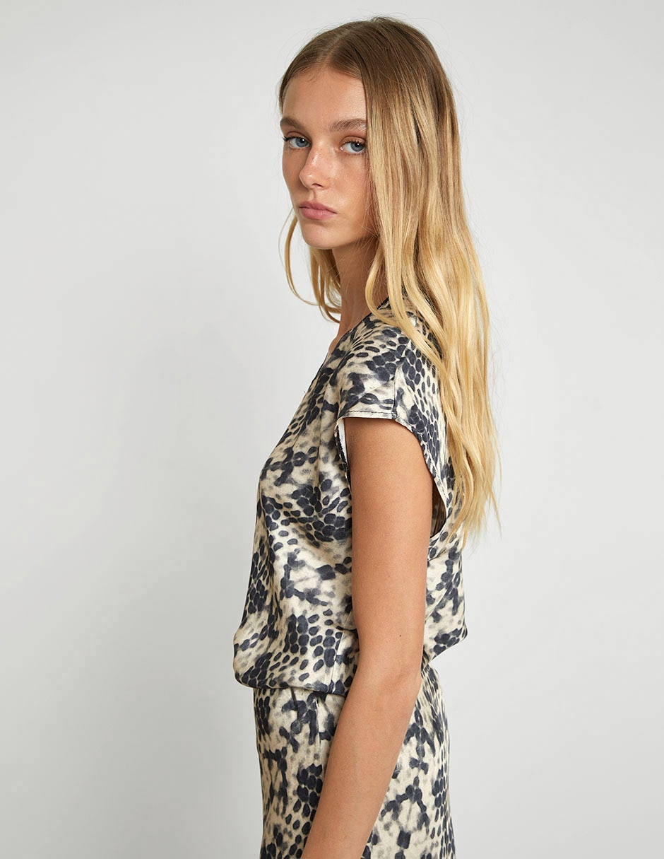Blusa manga corta para mujer 4
