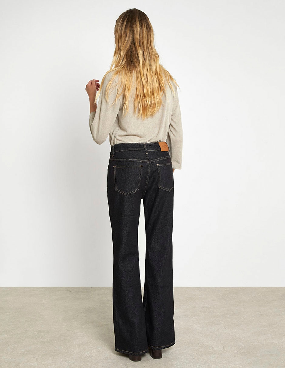 Pantalón bota para mujer 5
